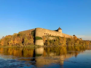 Narva: Where History Meets the Border – A Guide to Estonia’s Eastern Gateway