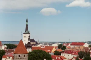 Speak Like a Local: 20 Must-Know Estonian Phrases for Travelers