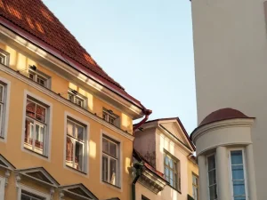Tallinn Old Town Walking Tour: Discover Medieval Charm &amp; History