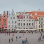 Your Quick Guide to Basic Estonian Greetings and Goodbyes