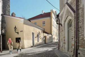 How to Get to Pärnu: Transport Options from Tallinn, Riga, and Further Afield