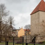 Internet in Tallinn &amp; Beyond: Getting Data Across Estonia