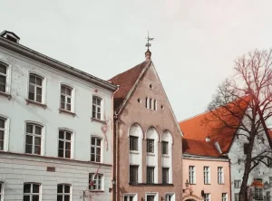 Navigating Estonia with Ease: Top Language Apps for Travelers