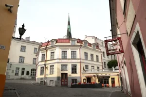 Solo Travel in Tartu: A Safe and Engaging Guide for Independent Explorers