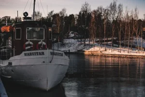 Where to Shop in Narva: Top Malls, Markets &amp; Local Boutiques